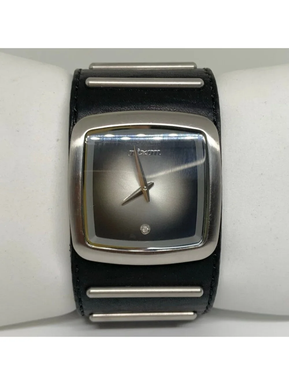 Nixon Royalty The Duke Watch 38mm real Diamond Swiss parts Leather Band running